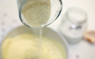 Приготовление манки для рыбалки на карася